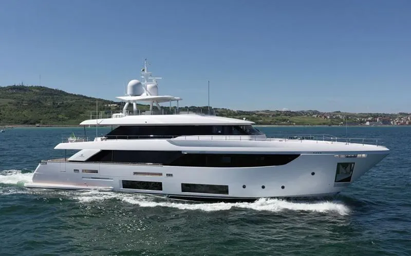 Custom Line Navetta 33 used - photo 1
