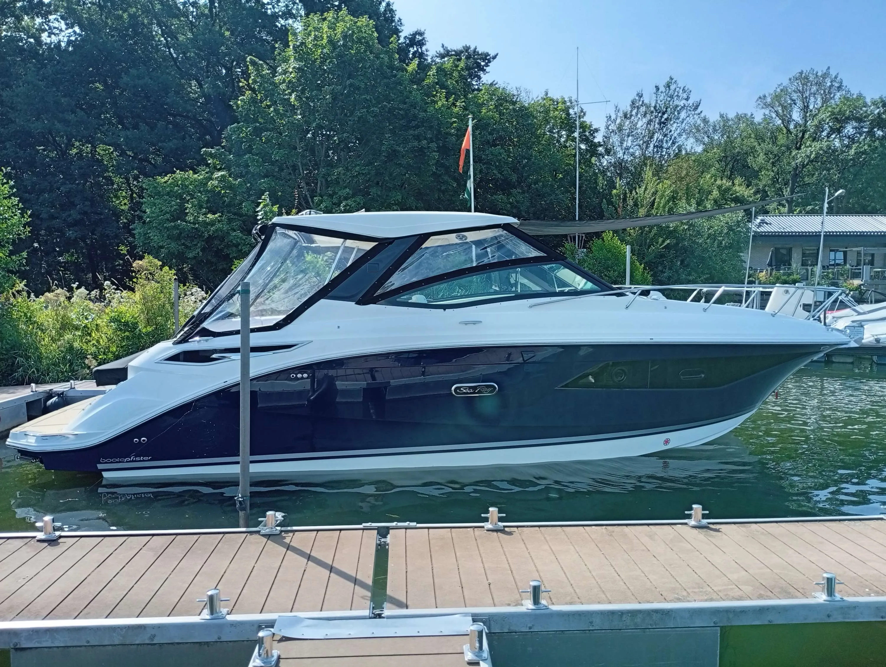 Sea Ray SUNDANCER 320 gebraucht - Foto 1