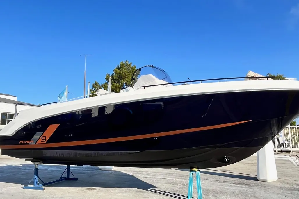 Beneteau Flyer 9 SPACEdeck d'occasion - photo 1