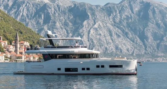 Sirena Marine 64 used - photo 1