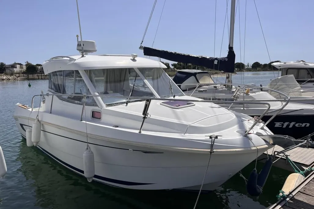 Beneteau Antares 750 d'occasion - photo 1