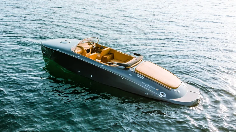 Seven Seas Yachts Venus Speedster X