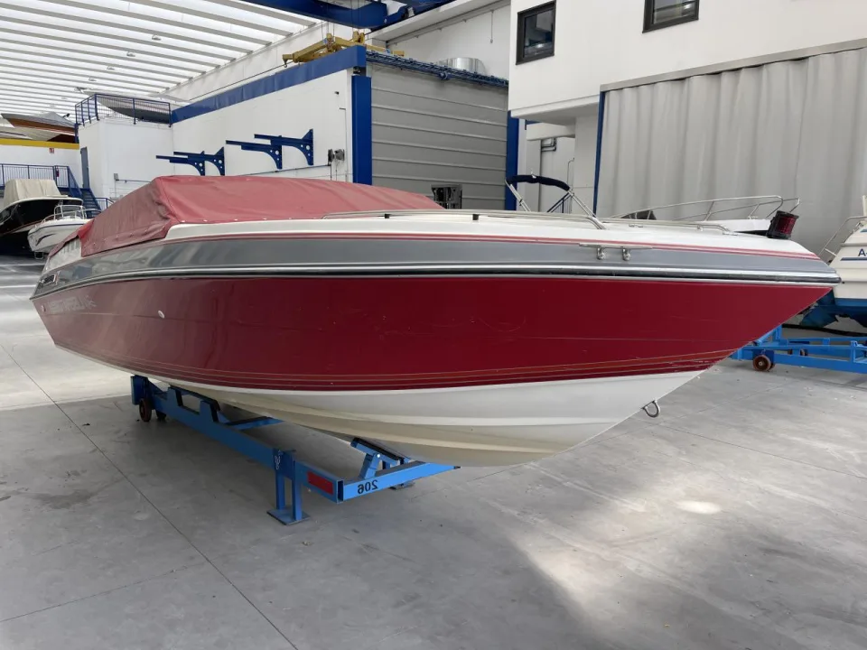 Four Winns 201 LIBERATOR used - photo 1