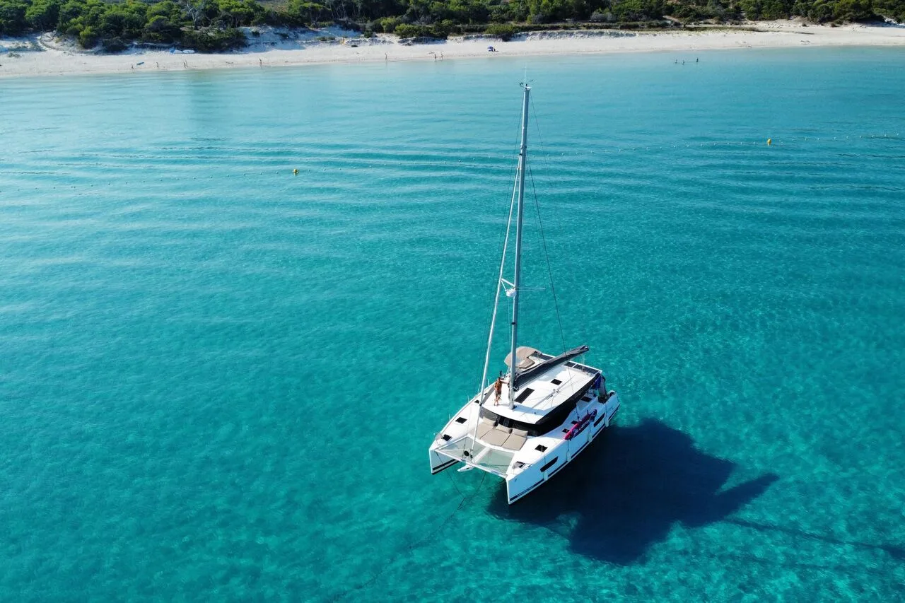 Fountaine Pajot Lucia 40 used - photo 1