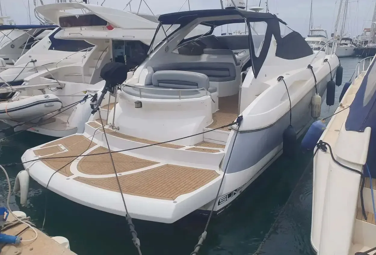 Sea Ray 46 Portofino gebraucht - Foto 1