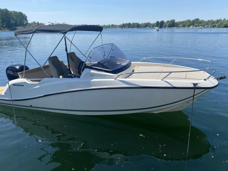 Quicksilver Activ 605 Sundeck gebraucht - Foto 1
