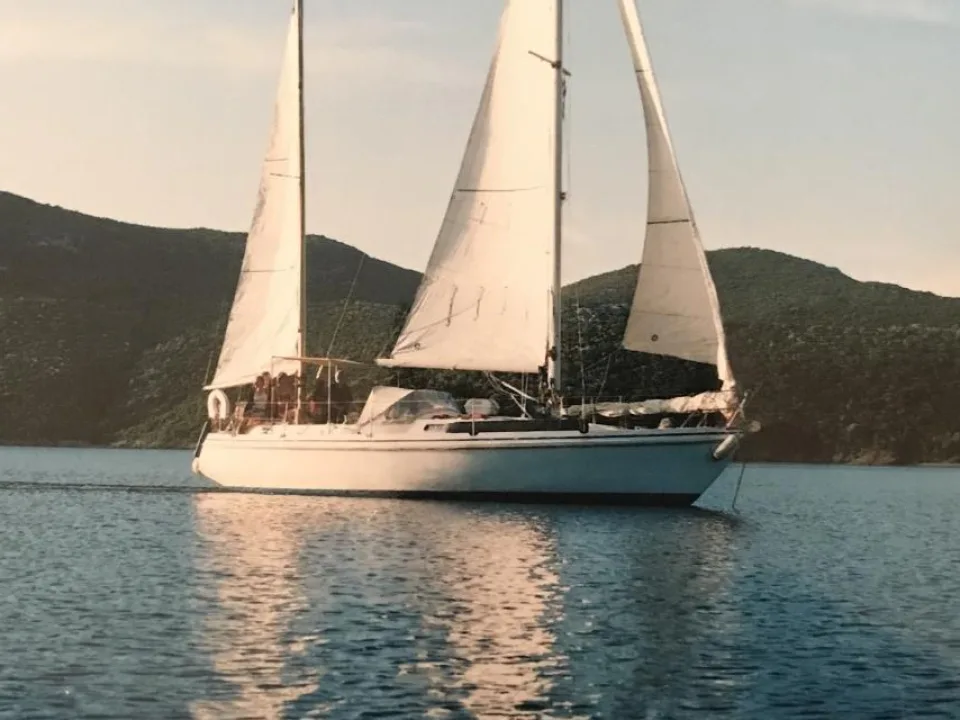 Contest 36 Ketch used - photo 1