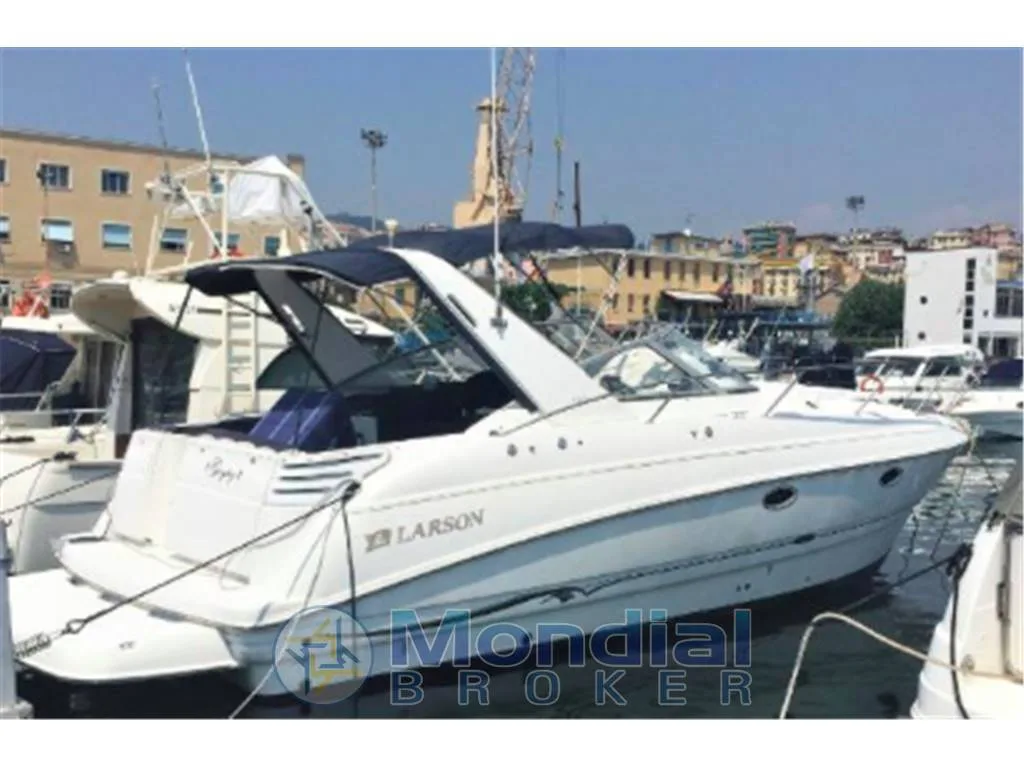 Larson Boats Cabrio 330 d'occasion - photo 1