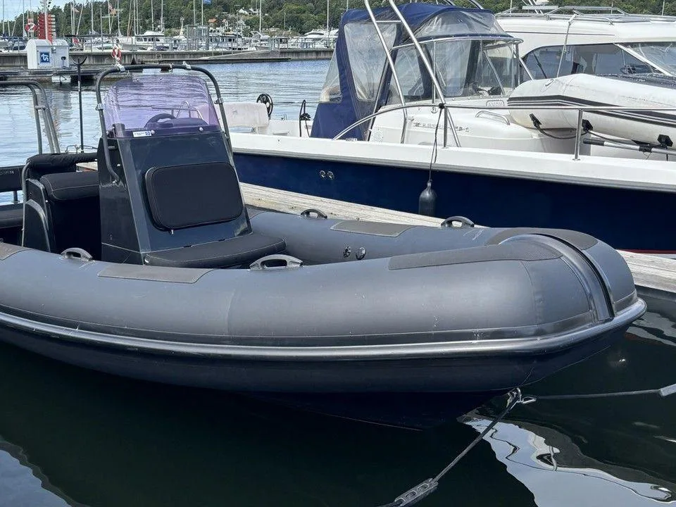 Brig Inflatable Boats NAVIGATOR 610 d'occasion - photo 1