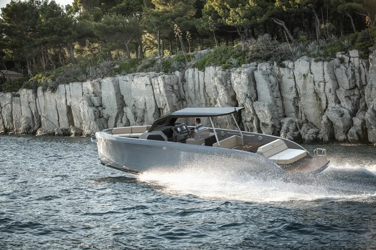 Rand Boats Escape 32