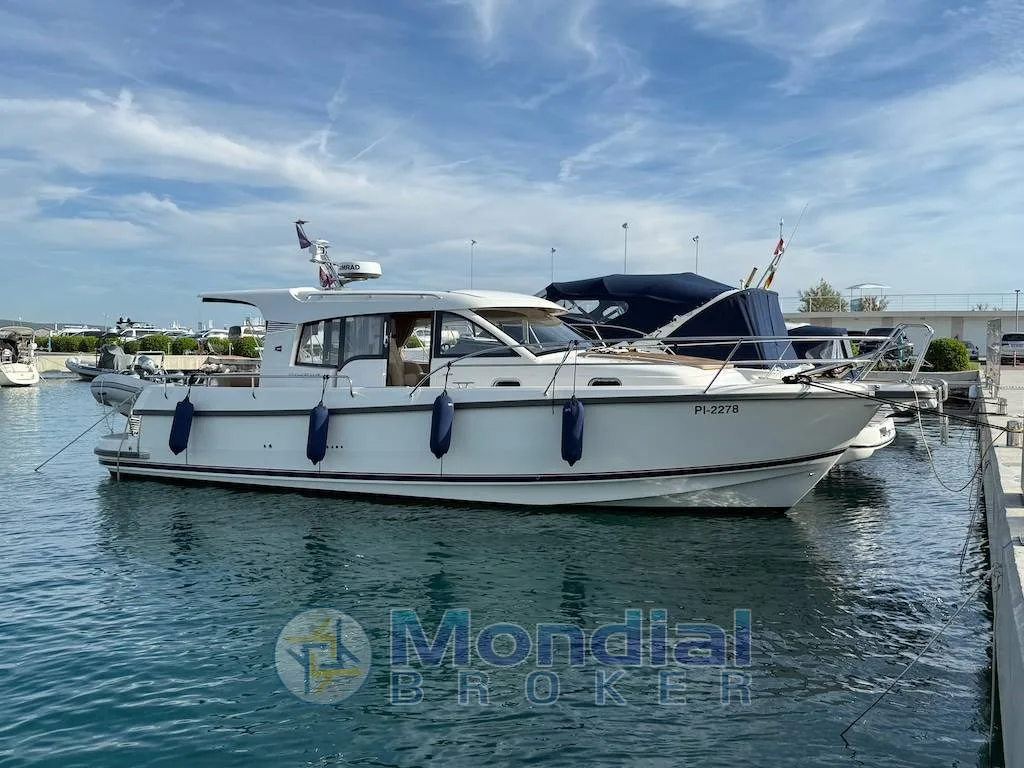 Nimbus 365 Coupe used - photo 1