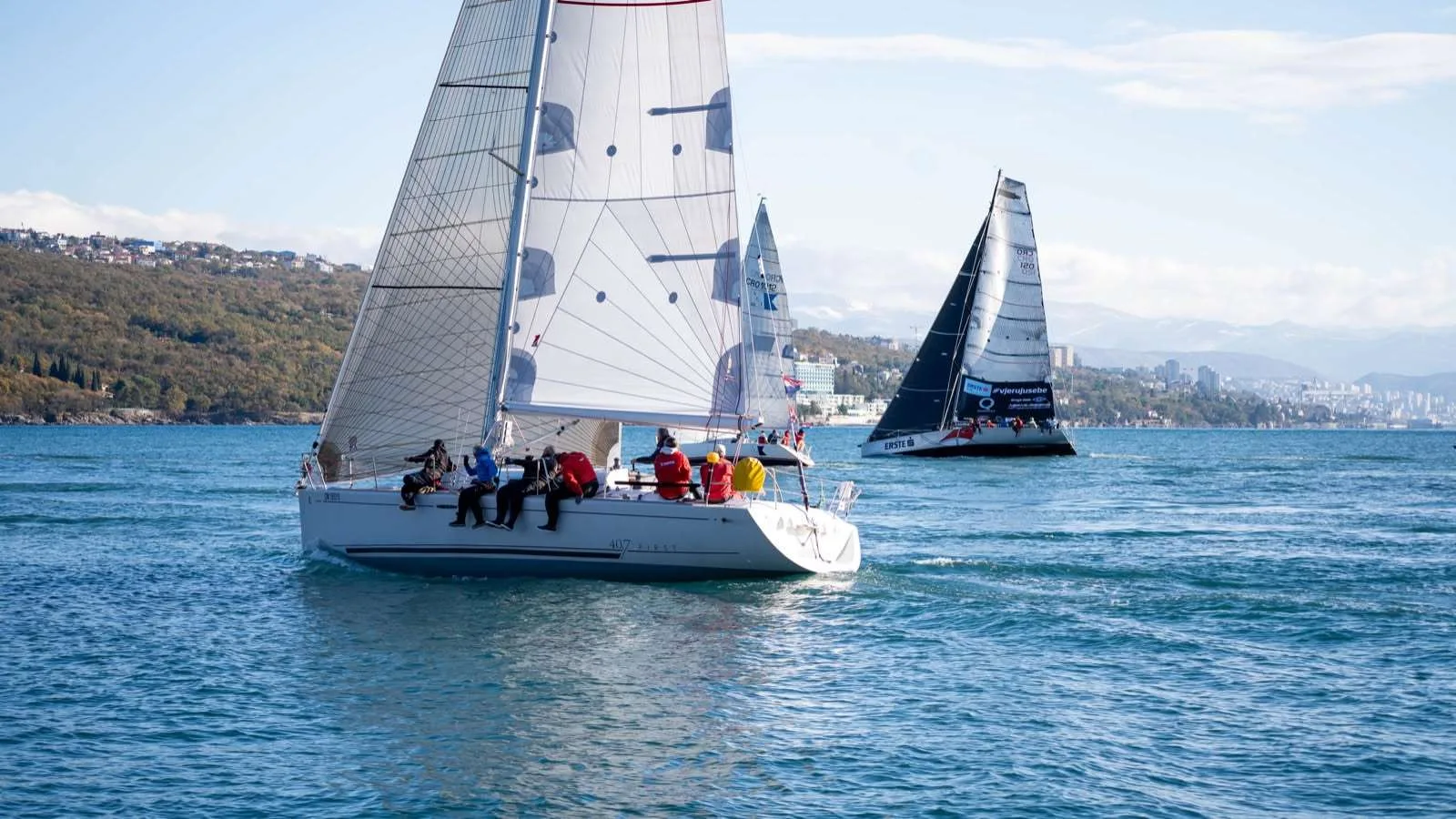 Beneteau FIRST 40.7 used - photo 1