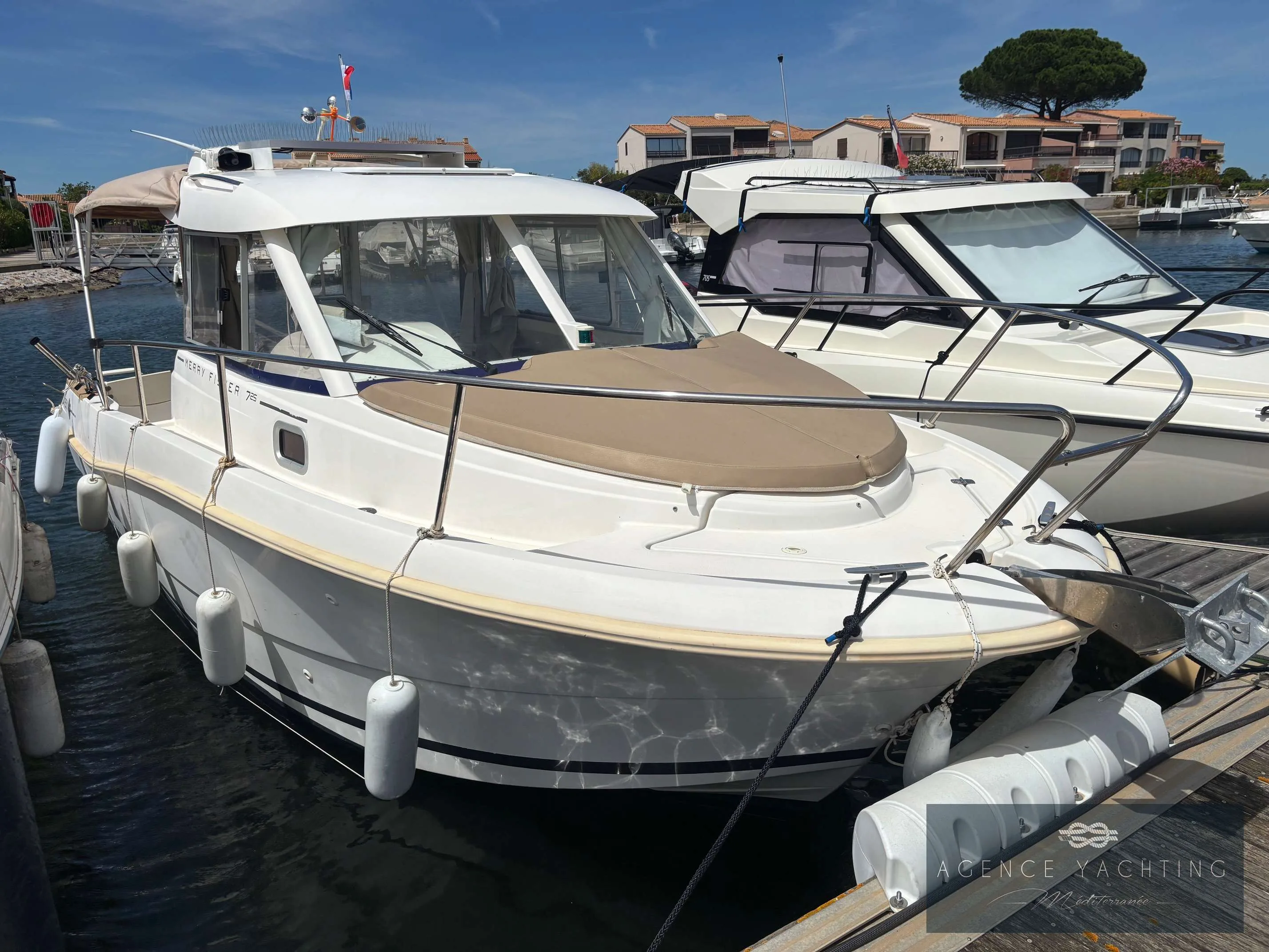 Jeanneau MERRY FISHER 725 used - photo 1
