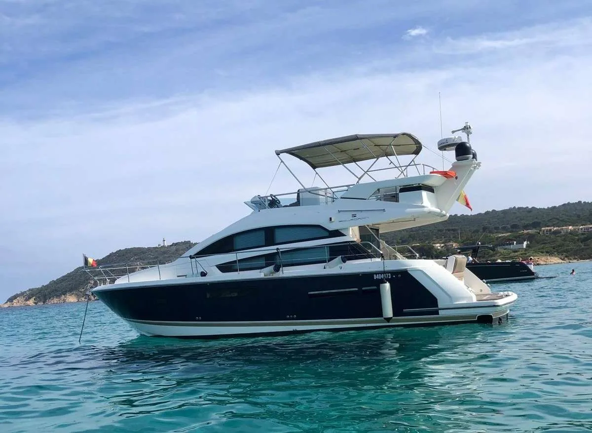 Fairline SQUADRON 42 used - photo 1
