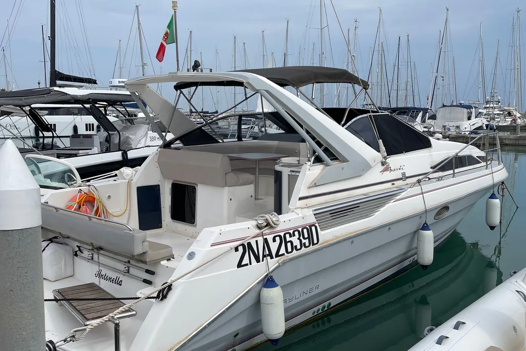 Bayliner 3555 Avanti gebraucht - Foto 1