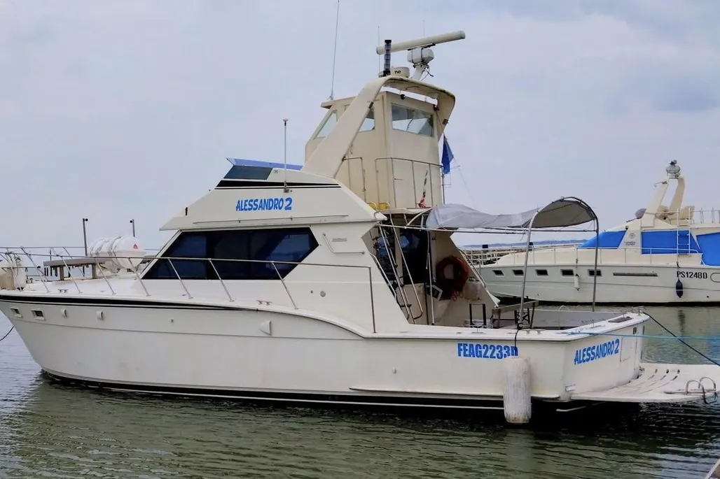 Hatteras 45 Convertible used - photo 1