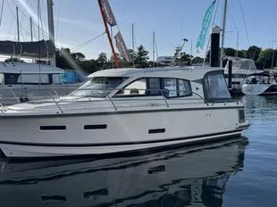 Nimbus 305 Coupe used - photo 1