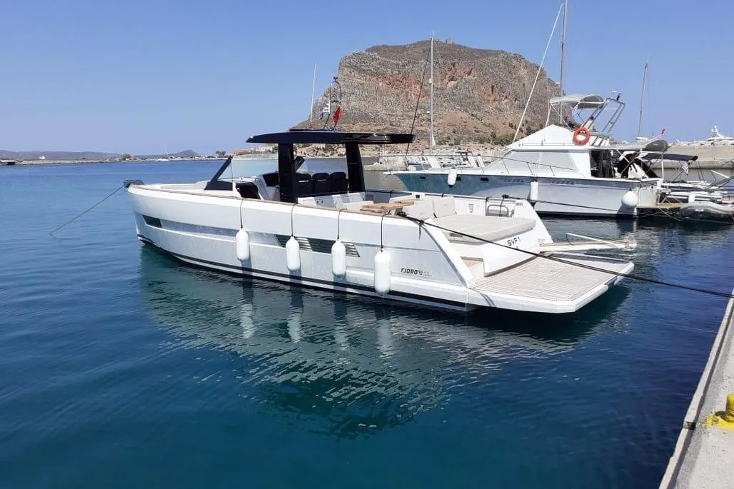 Fjord 44 used - photo 1