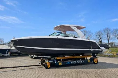 Four Winns H9 Bowrider used - photo 1