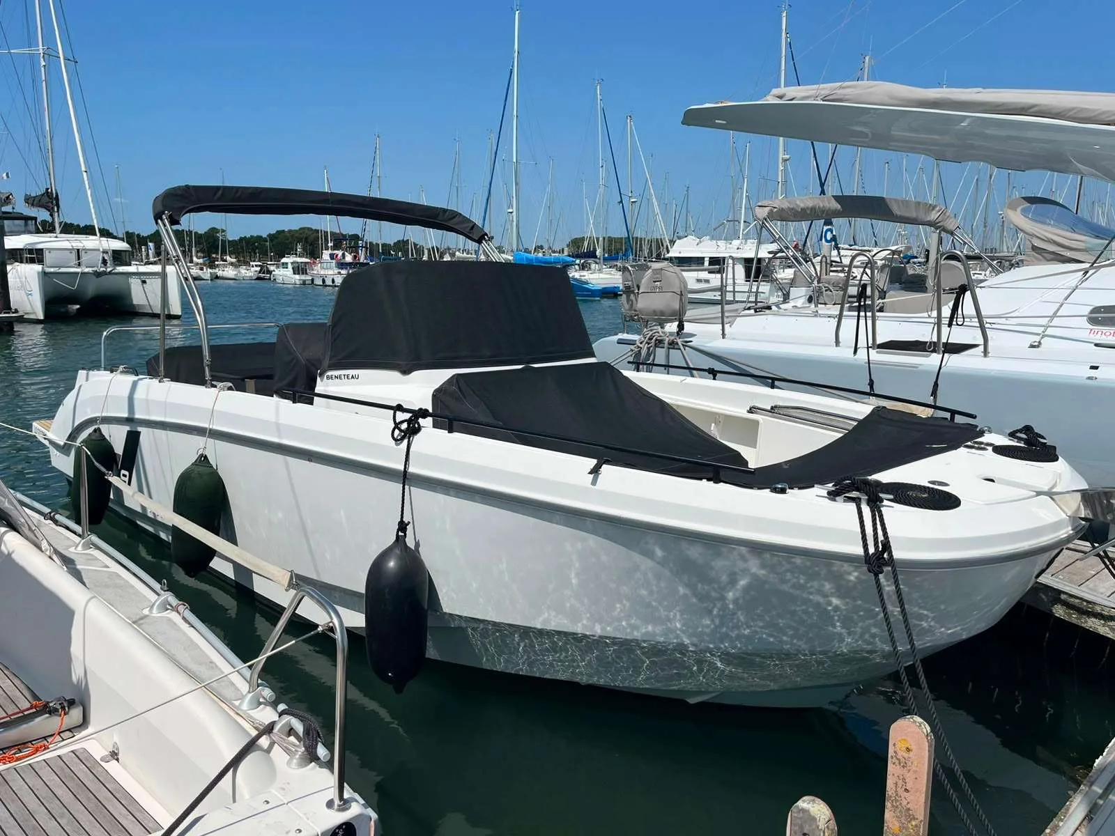 Beneteau FLYER 9 SPACEDECK used - photo 1