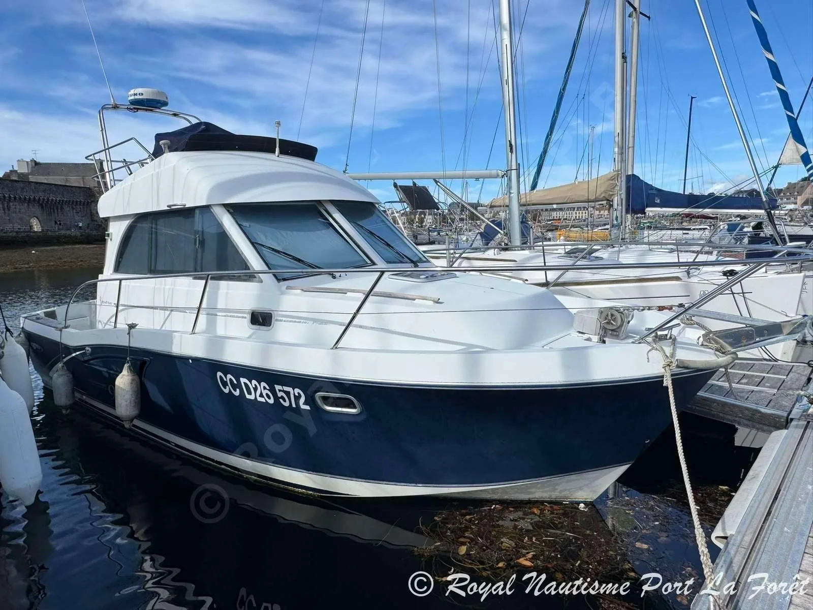 Beneteau ANTARES SERIE 9 used - photo 1