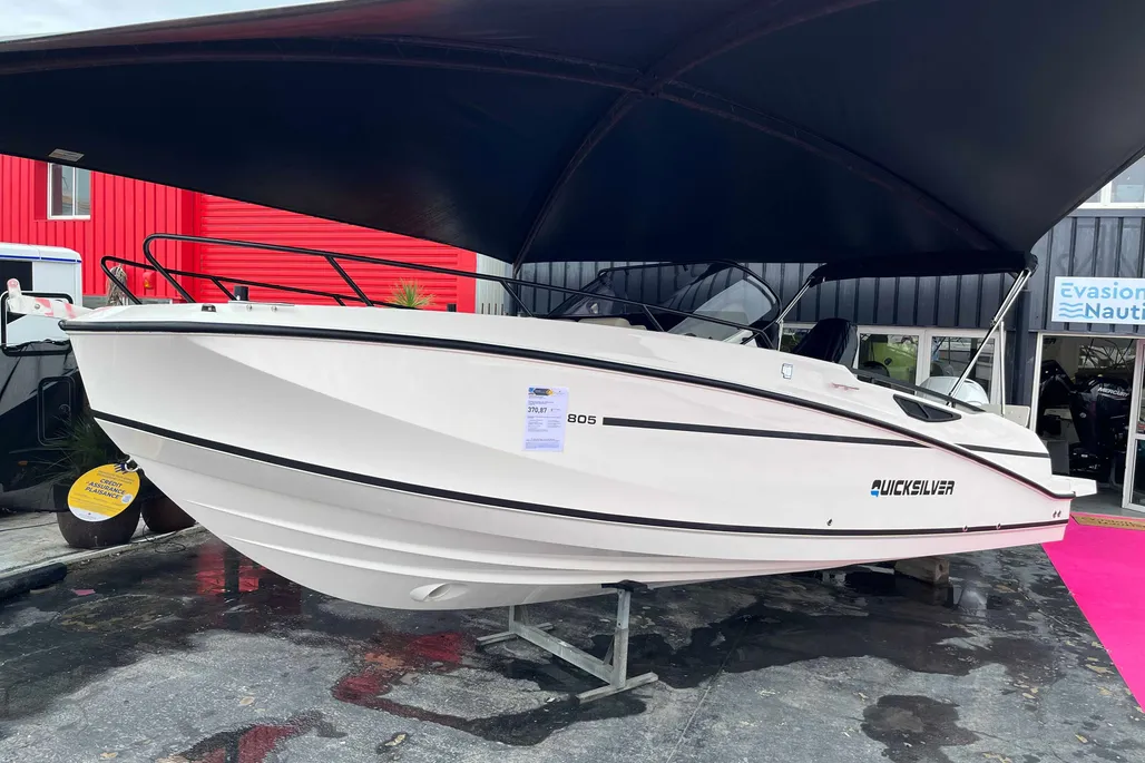 Quicksilver Activ 805 Open used - photo 1