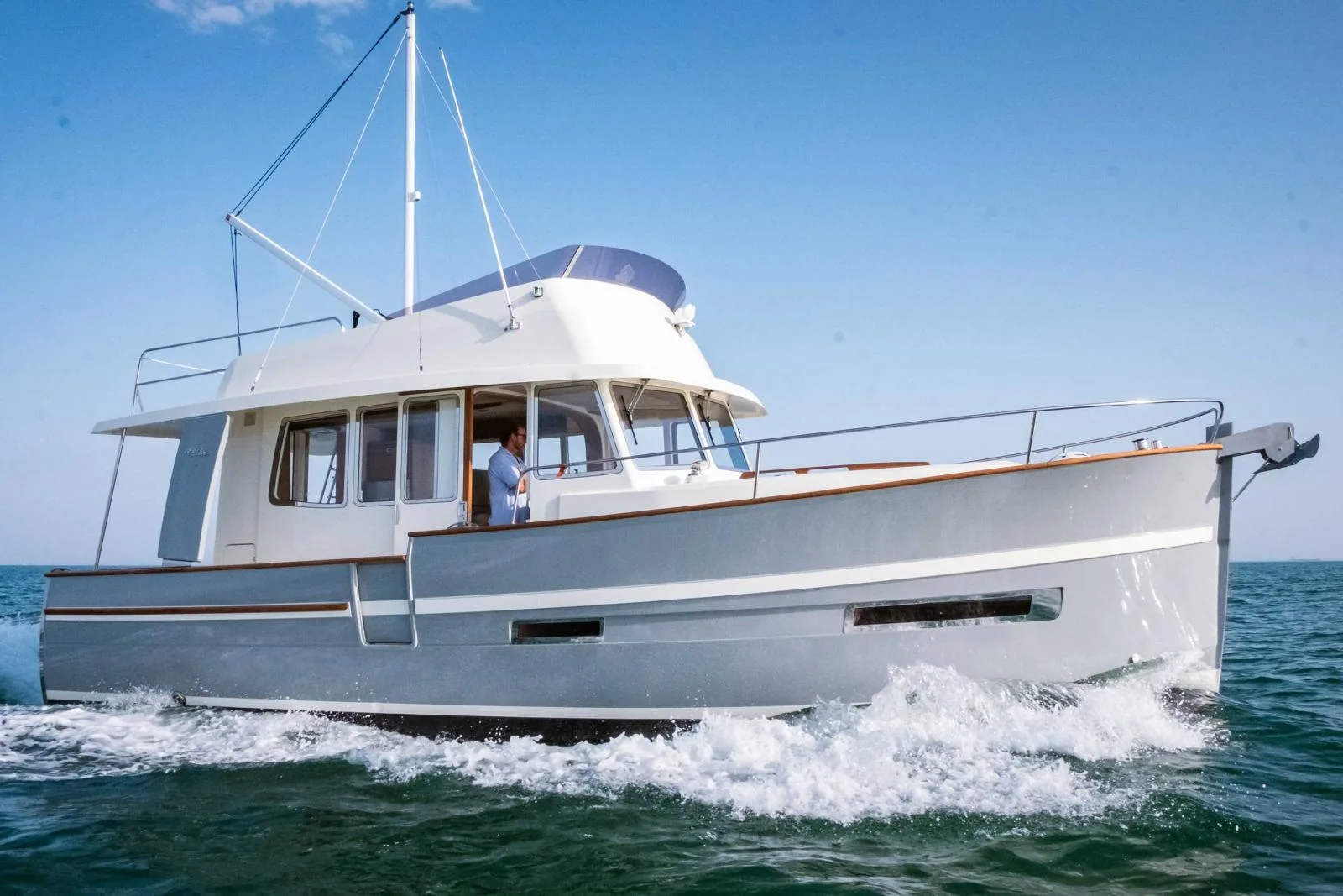Rhéa Marine Trawler 34 usato - foto 1