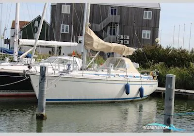 Bavaria Yachts 43 Lagoon used - photo 1
