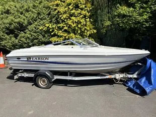 Larson 180 Sport d'occasion - photo 1 Larson 180 Sport d'occasion - photo 1