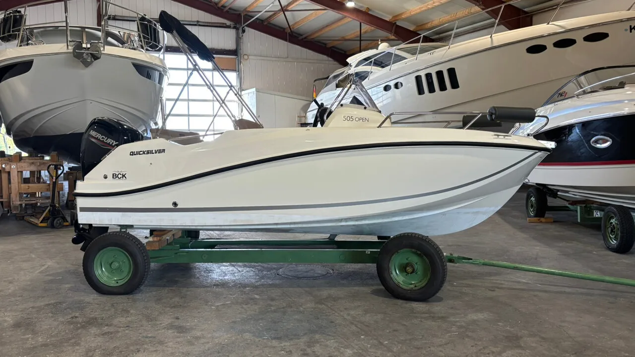 Quicksilver Activ 505 Open used - photo 1