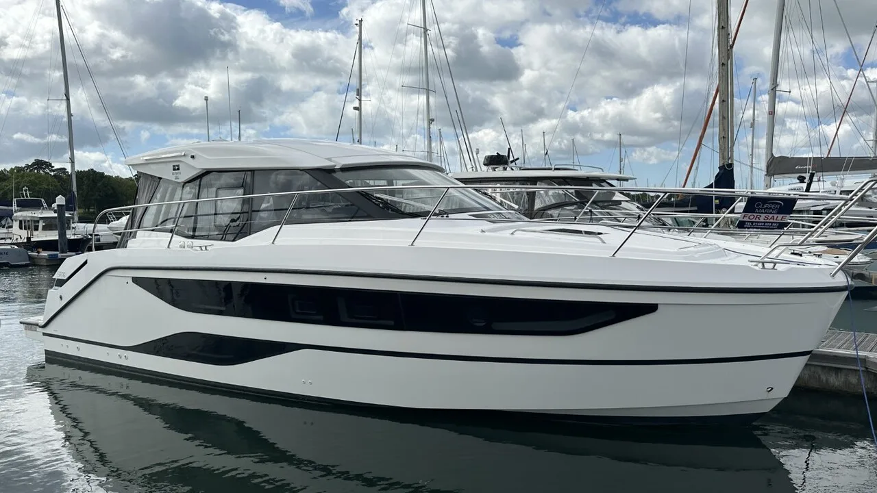 Bavaria Yachts SR36 gebraucht - Foto 1 Bavaria Yachts SR36 gebraucht - Foto 1