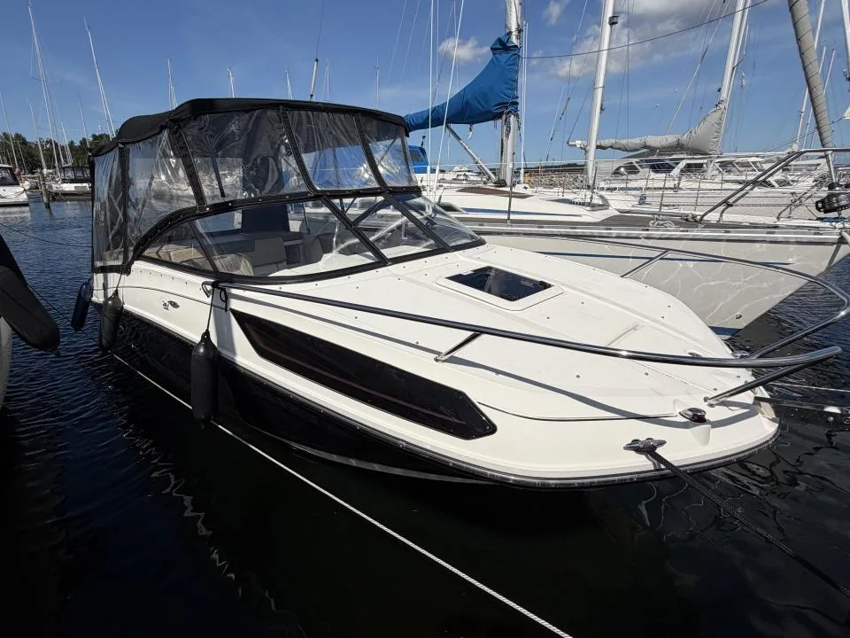 Bayliner VR5 Cuddy gebraucht - Foto 1