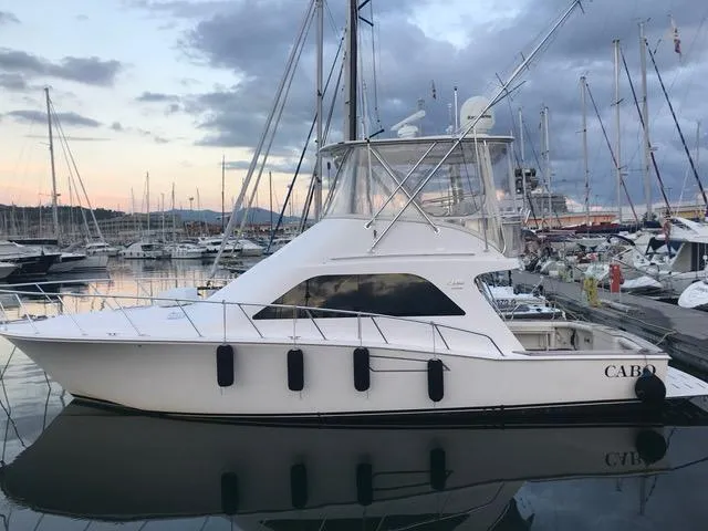 Cabo 43 Flybridge used - photo 1