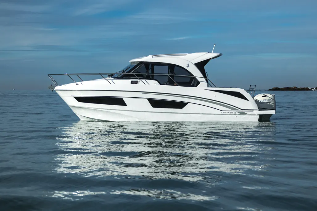Beneteau Antares 9 OB d'occasion - photo 1