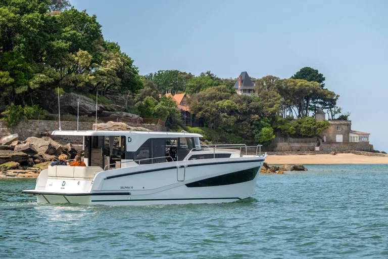Delphia Yachts Delphia 10 Sedan