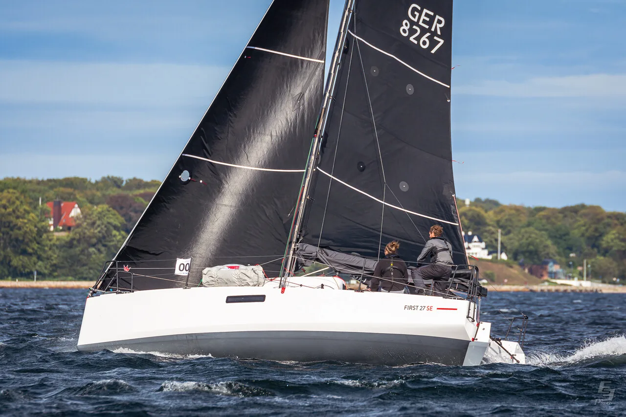Beneteau First 27 SE used - photo 1