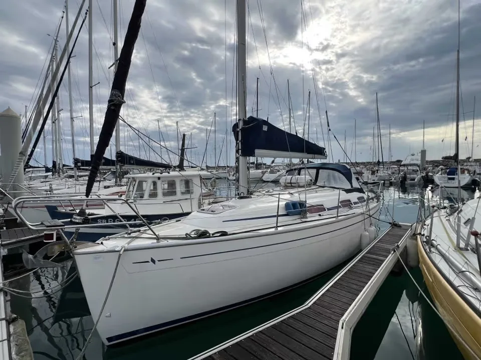 Bavaria Yachts 30 used - photo 1