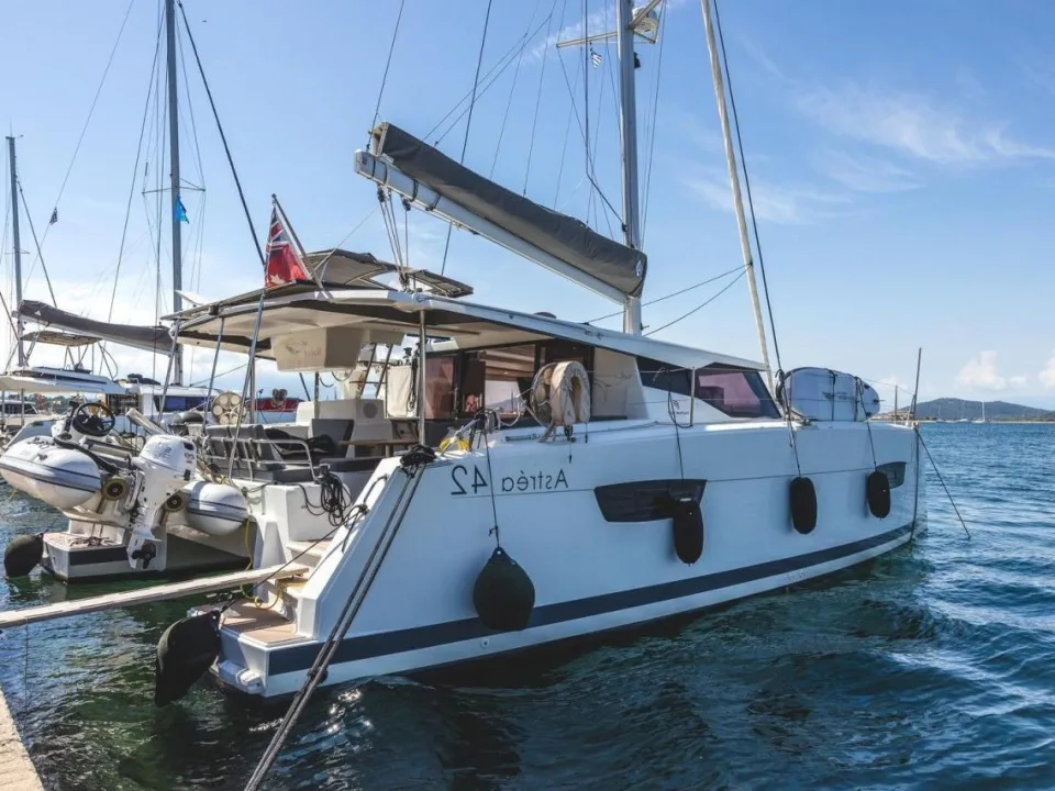 Fountaine Pajot Astrea 42 Catamaran usato - foto 1