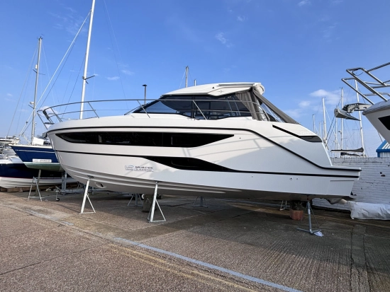 Bavaria Yachts SR35 used - photo 1