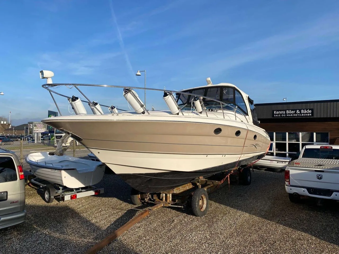 Larson 370 Cabrio d'occasion - photo 1