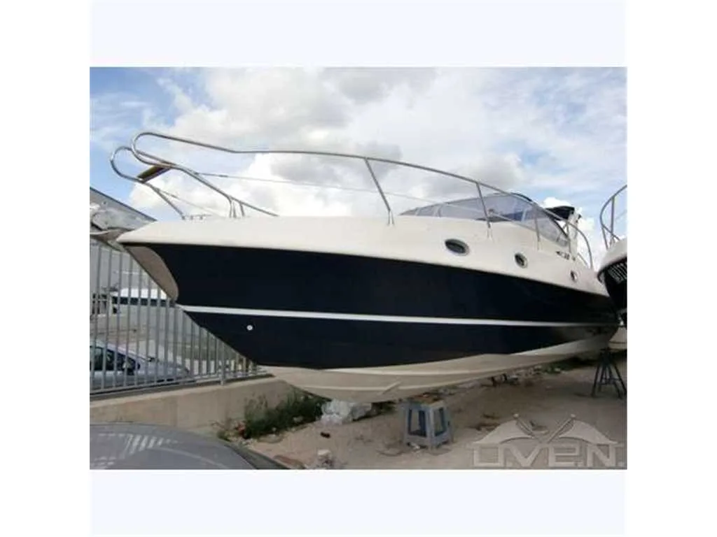 Mano Marine 28.50 sport usato - foto 1