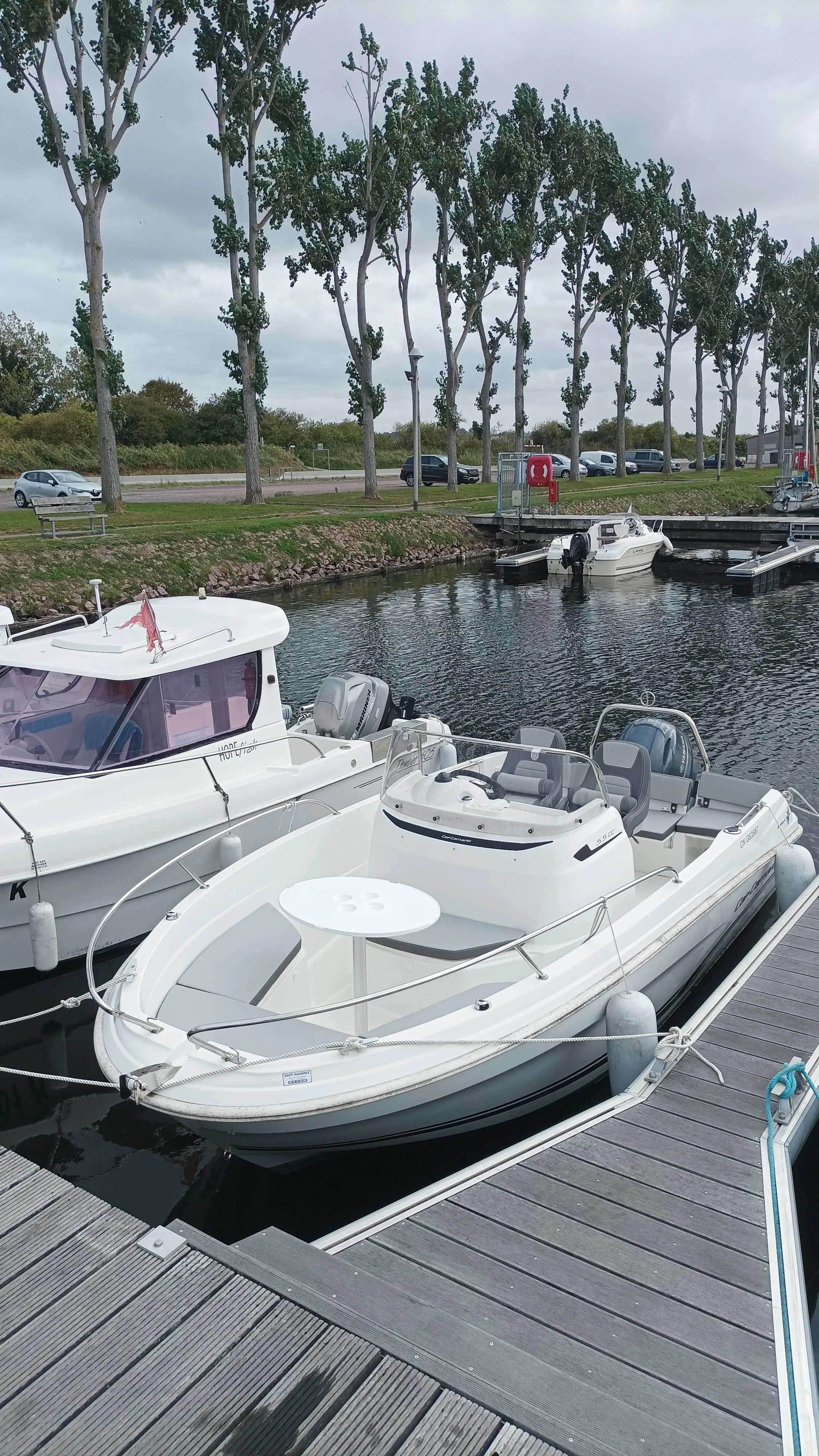 Jeanneau CAP CAMARAT 5.5 CC gebraucht - Foto 1 Jeanneau CAP CAMARAT 5.5 CC gebraucht - Foto 1