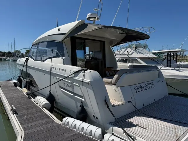 Prestige 420 S used - photo 1
