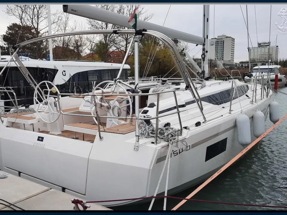 Bavaria Yachts C42 used - photo 1