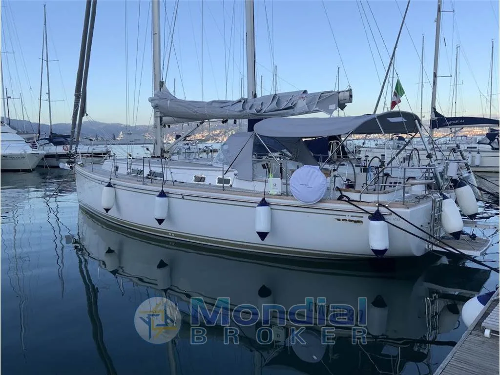 Moody 41 AC used - photo 1