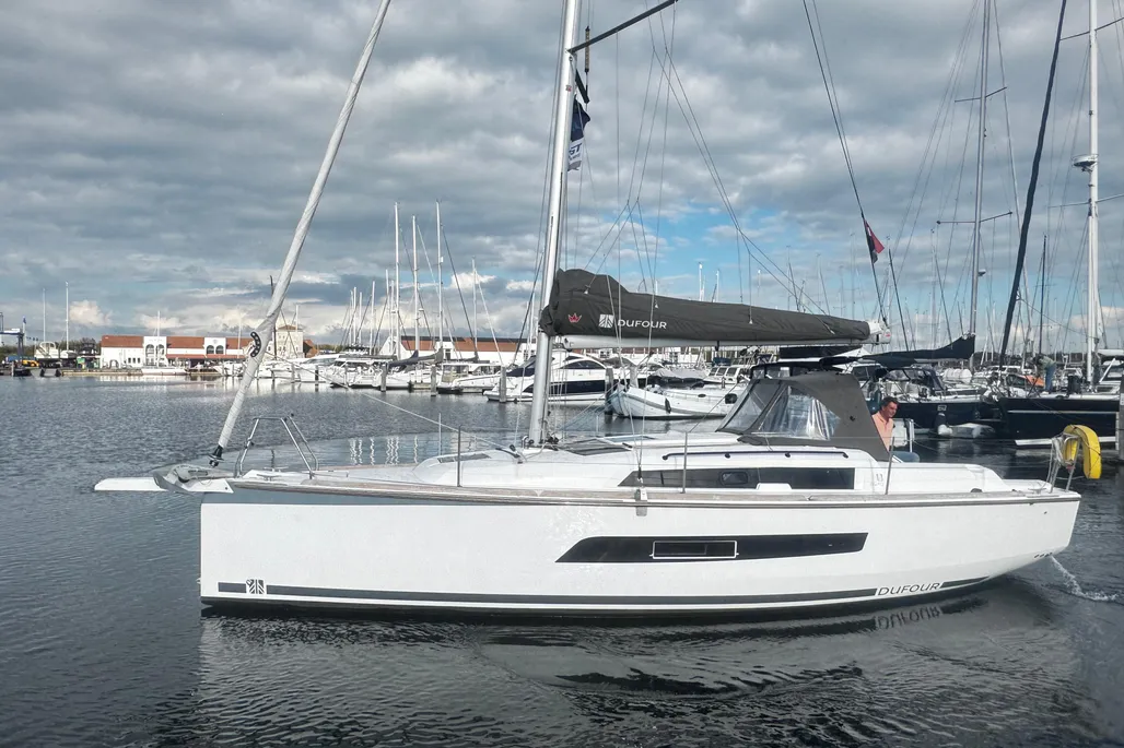 Dufour 32 used - photo 1