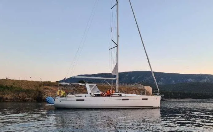 Beneteau OCEANIS 41 used - photo 1