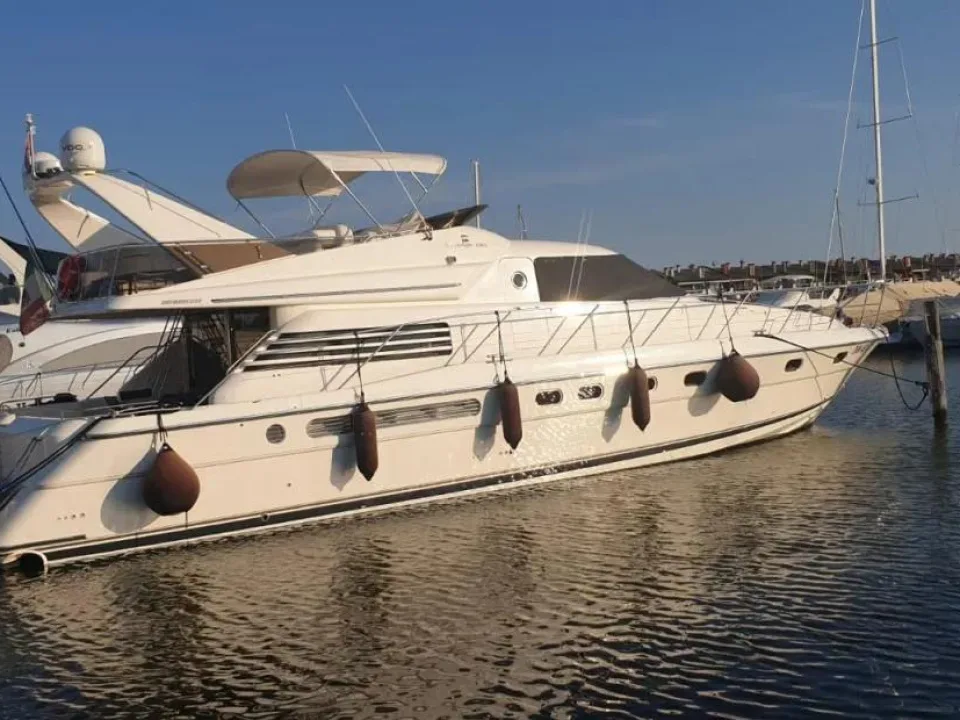 Fairline Squadron 62 used - photo 1