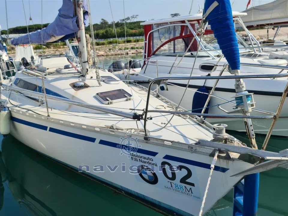 Beneteau FIRST 30 E d'occasion - photo 1