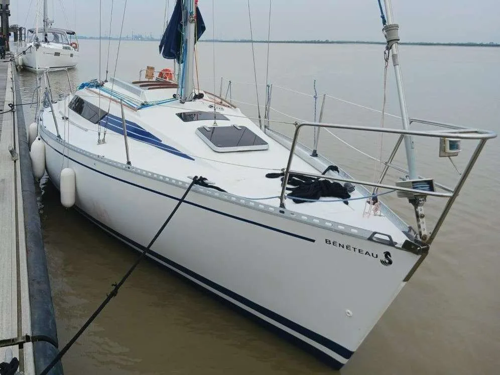 Beneteau FIRST 29 SHALLOW DRAFT usato - foto 1 Beneteau FIRST 29 SHALLOW DRAFT usato - foto 1